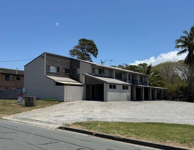 2 Bedroom Unit Close To The CBD - Photo 1