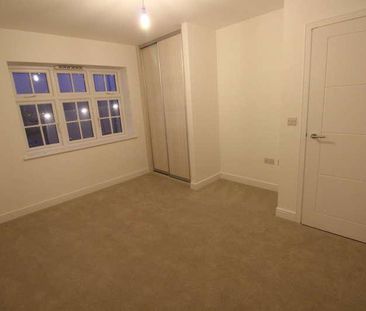 Bed Apartment. Eaton Green Heights Ref, LU2 - Photo 3