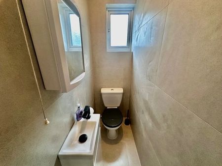 Cranbrook Rise, Ilford, IG1, Property for rent - Photo 4