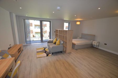 Studio to rent - Photo 3