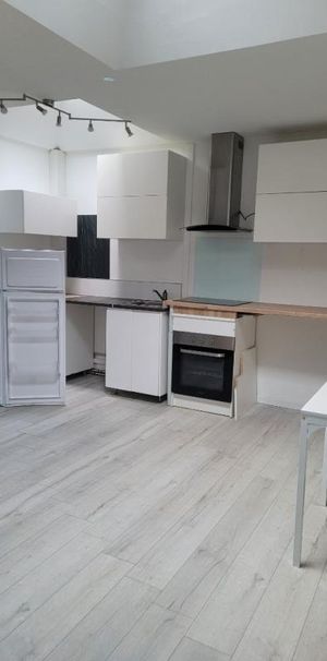 Location Appartement 1 pièce Meublé 22m² AIX LES BAINS 73100 - Photo 2