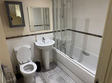 Long Down Avenue, Bristol - Photo 3