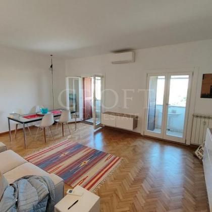 Attic-Flamino-Donatello: Lovely 2 Bedroom furnished flat with panoramic terrace in quiet building with doorman and elevator. Near shops, services and transport. #2373 - Photo 1