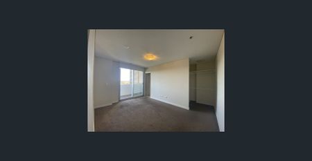 APPOINTMENT ONLY - Top level luxury apartment in Parramatta city Centre. Large balcony with vast panoramic views. - Photo 3