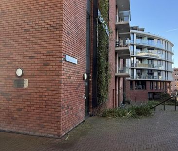 Appartement te huur: Vrouwengelukhof 50 1061 BS Amsterdam - Photo 1