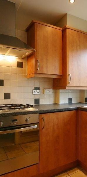 2 bedroom end of terrace house to rent - Photo 1