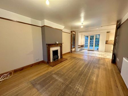 4 bedroom terraced house to rent - Photo 4