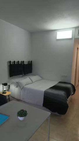 Calle Salado, Sevilla, Andalusia 41010 - Foto 3