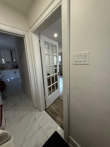 For Lease - 23 Fairbank Avenue, Toronto, Ontario - Photo 5