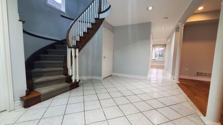 For Lease - 134 Fernforest Drive Unit# Main, Brampton, Ontario - Photo 3