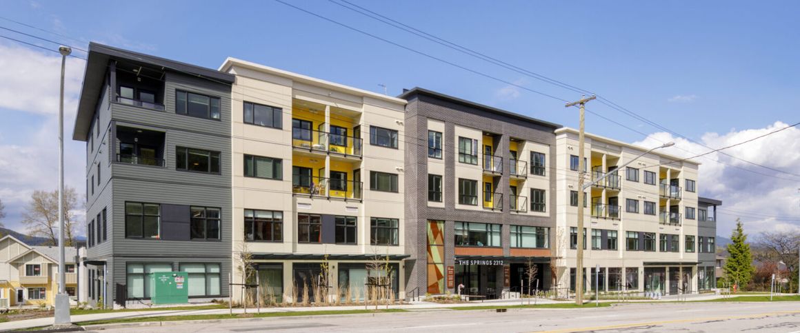 The Springs. Beautiful Affordable One Bedroom - Photo 1