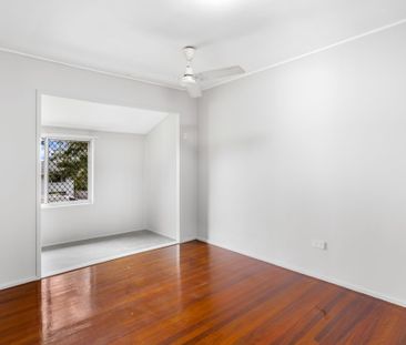 Renovated family home with workshop - Photo 1