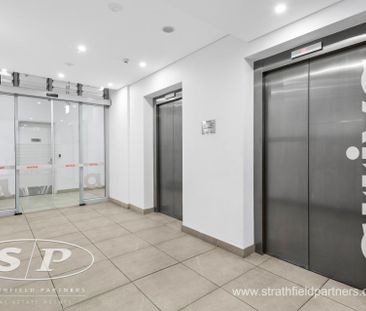 Arriva Strathfield | Huge Luxury 2 Bedroom Apartment - Photo 1