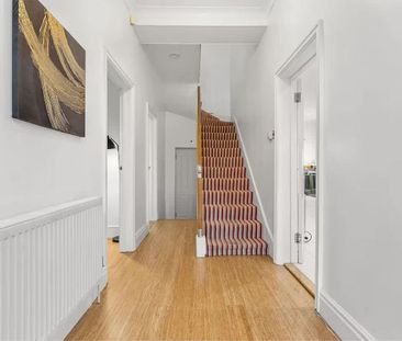 Gloucester Road - Photo 2
