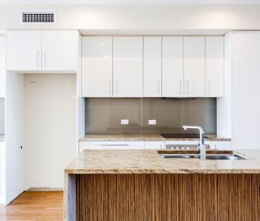 Modern three bedroom townhouse - Photo 3