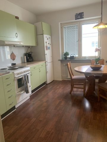 Kristianstad - 1rok - tillsv - 6.095kr/mån - Photo 3