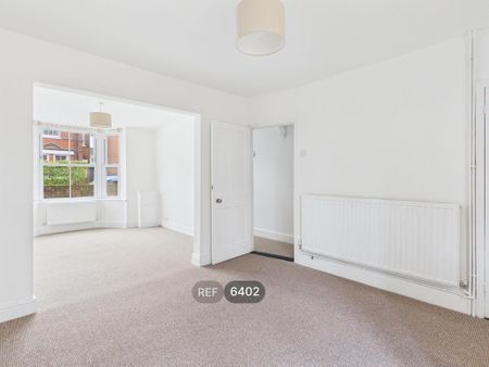 3 bedroom semi-detached house to rent - Photo 4