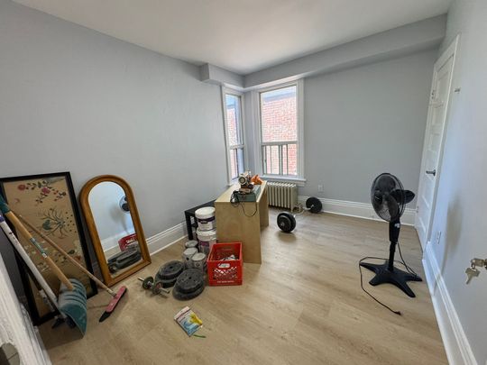 For Lease - 618 Bathurst Street Unit# 202, Toronto, Ontario - Photo 1