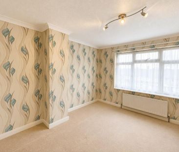 4 bedroom semi-detached house to rent - Photo 1