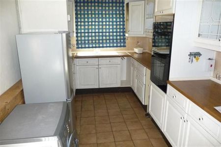 2 Bed Terraced House, Kensington Road, RG30 - Photo 5