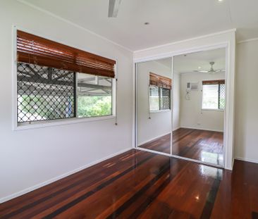 STYLE, COMFORT & FRUIT TREES ON SHAW STREET - THE PERFECT NEW AUCKL... - Photo 4