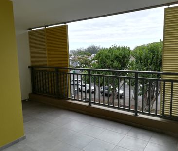 A louer appartement T4 dans résidence récente à SAINT PIERRE - Photo 4