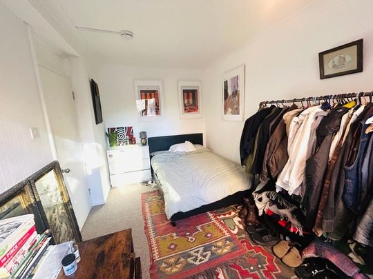 5 Bed Terraced House, Alloa Road, SE8 - Photo 1