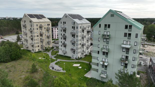 Trollsländevägen, Tumba - Photo 1