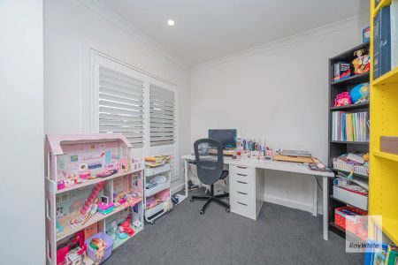 Family lifestyle Park side Prestige - Three Bedrooms Plus A Study - Photo 2