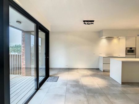 Instapklaar appartement met 2 slpk in centrum Heule! - Foto 2