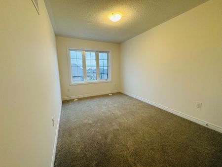 For Lease - 94 Grassbank Road, Brampton, Ontario - Photo 3