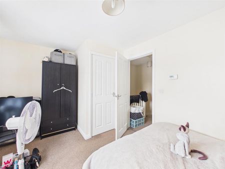 2 bedroom semi-detached house to rent - Photo 5
