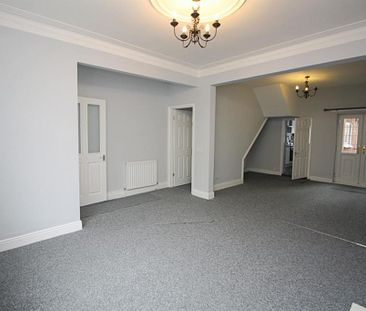 3 bedroom terraced house to rent - Photo 6