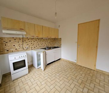 Location appartement 1 pièce 32 m² à Bourg-en-Bresse (01000) BROU - Photo 3