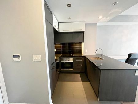 For Lease - 8 The Esplanade N/A Unit# 1809, Toronto, Ontario - Photo 5