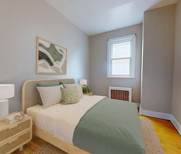 260 1/2 Dalhousie Street, Byward Market, Ottawa, ON - Photo 1