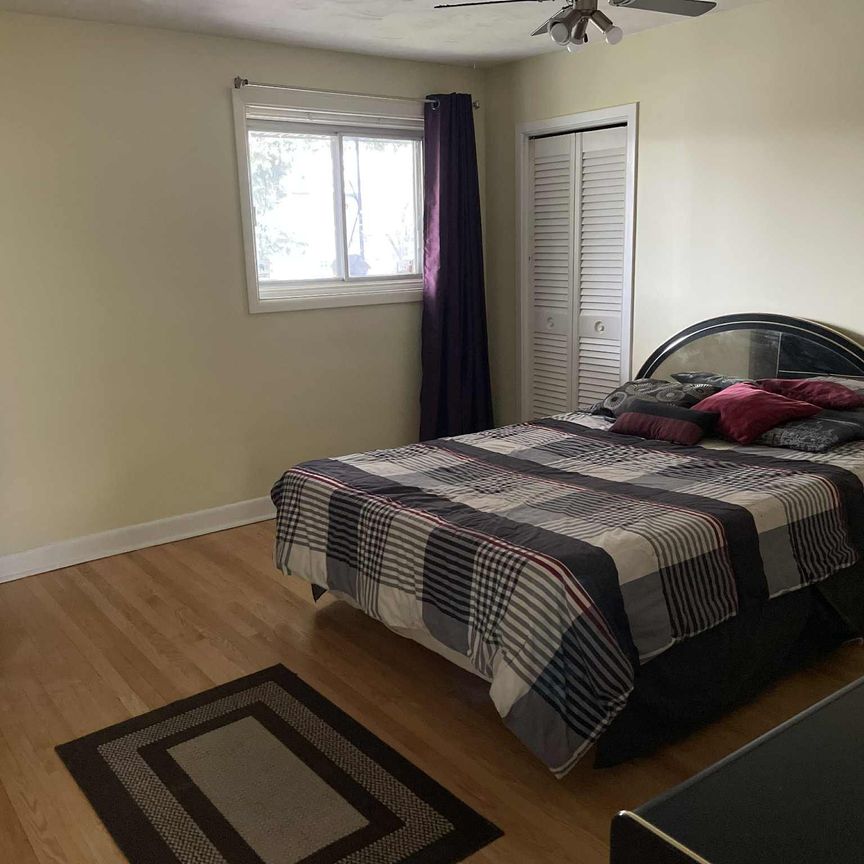 For Lease - 482 Vernon Avenue, Overbrook - Castleheights and Area, Ontario - Photo 1