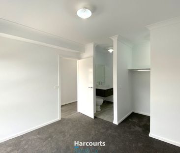 Stylish Home in Cloverton Estate: Modern Amenities and Prime Location - Photo 5