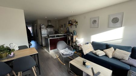 Location Appartement 2 pièces 40m² REMIREMONT 88200 - Photo 2