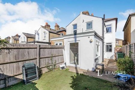 Portland Road, Kingston Upon Thames, KT1 - Photo 3