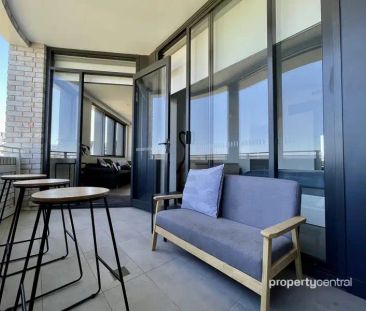 “Beautifully presented Private and Secure Apartment” - Photo 3