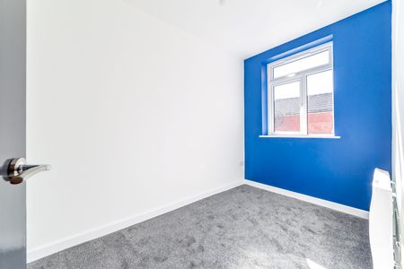 2 Bed Flat, Liverpool Street., M6 - Photo 2