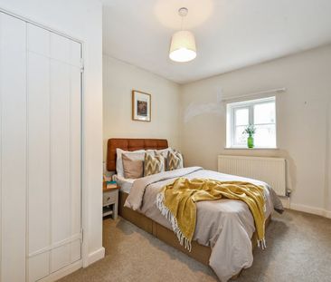3 bedroom detached house to rent - Photo 2