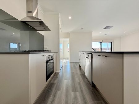 Family Friendly Home with Room to Play - Photo 5