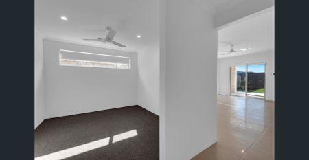 Four Bedroom Family Home in Baldivis - Photo 2