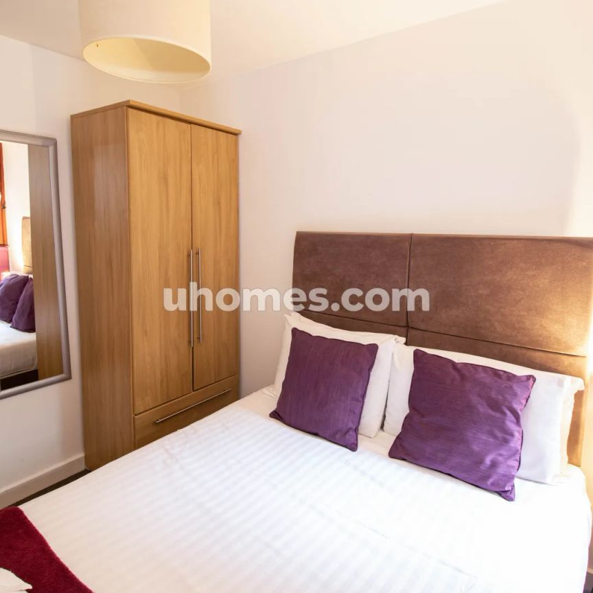 2 bedroom - Photo 1