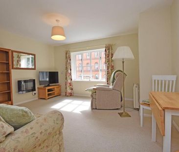 1 bedroom retirement property to rent - Photo 3