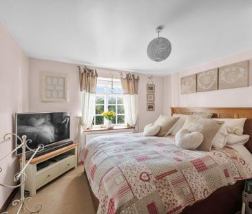 3 bedroom end of terrace house to rent - Photo 4