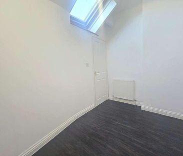 Shay Lane, Halifax, HX2 - Photo 5