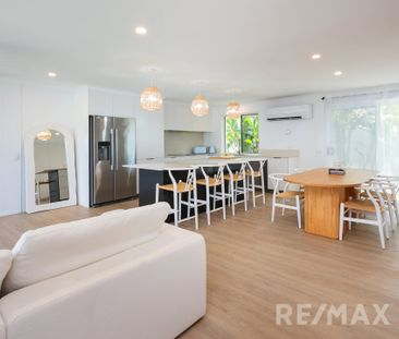 21 Cumberland Drive, Varsity Lakes QLD 4227 - House For Rent | Domain - Photo 2